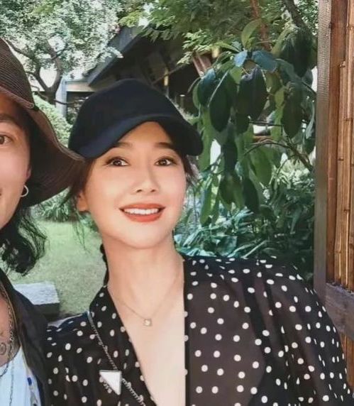 丑女后妈逆袭攻略短剧免费观看